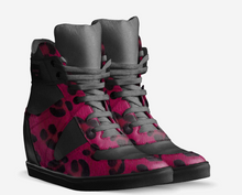Load image into Gallery viewer, Pink Kitty Sneaker Wedges
